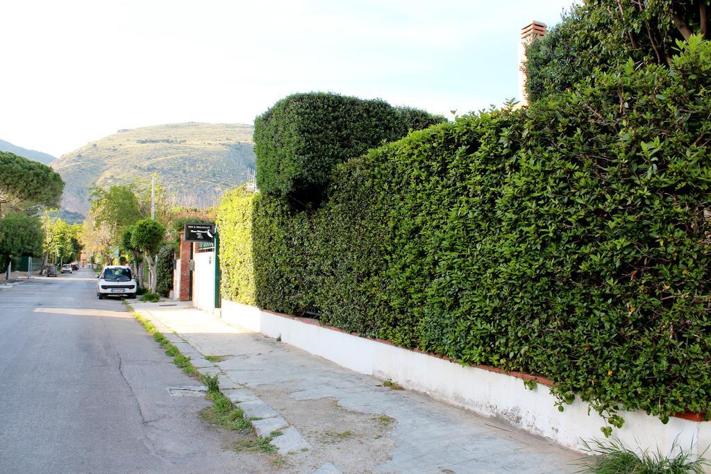B&B Casa Chinaski Mondello Buitenkant foto